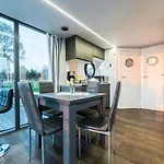 Apartment Na Wodzie Topiko Czarter Przy Ognisty Ptak *