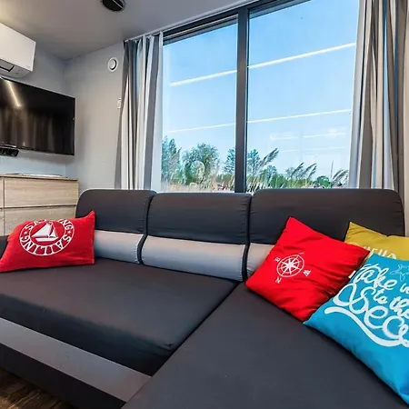 Apartment Na Wodzie Topiko Czarter Przy Ognisty Ptak Ogonki