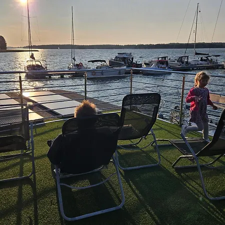 Na Wodzie Topiko Czarter Przy Ognisty Ptak Apartment