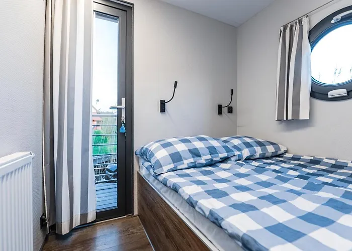 Na Wodzie Topiko Czarter Przy Ognisty Ptak Apartment