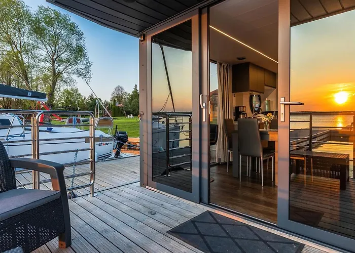 Na Wodzie Topiko Czarter Przy Ognisty Ptak