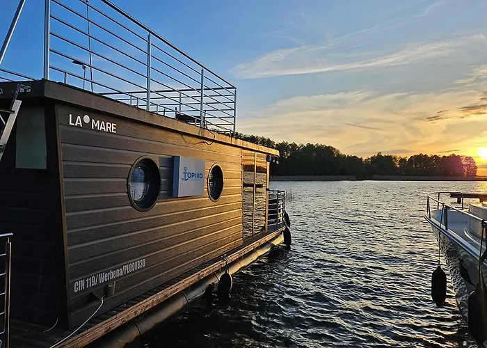 Apartment Na Wodzie Topiko Czarter Przy Ognisty Ptak Ogonki